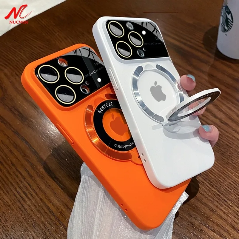 Funda MagSafe para iPhone 15 Pro Max con soporte oculto